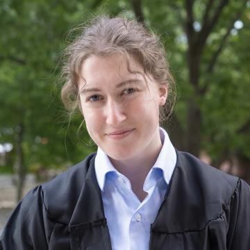 Emma Parrot.